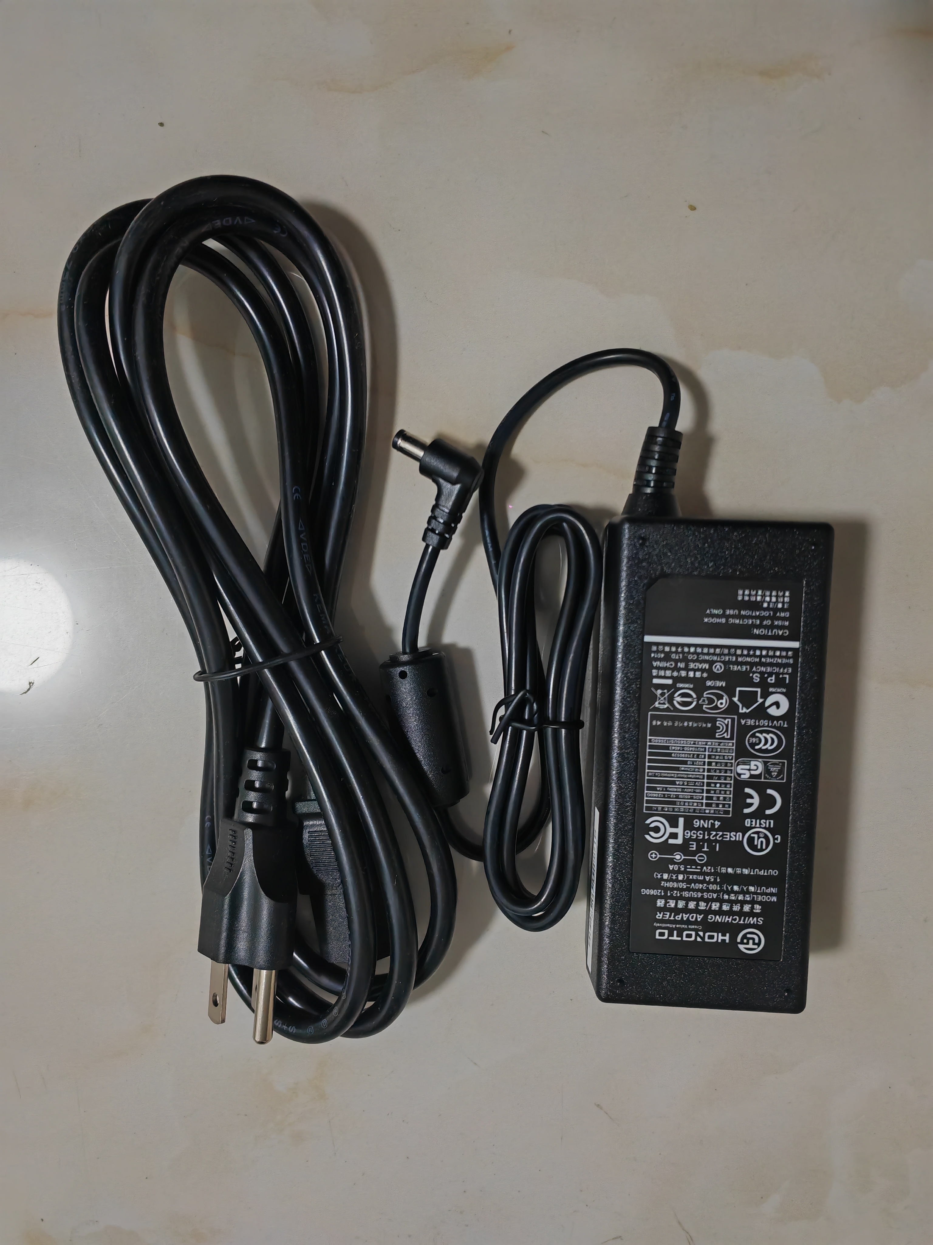 *Brand NEW* POWER Supply HOIOTO 12V 5.0A AC DC ADAPTHE ADS-65USI-12-1 12060G